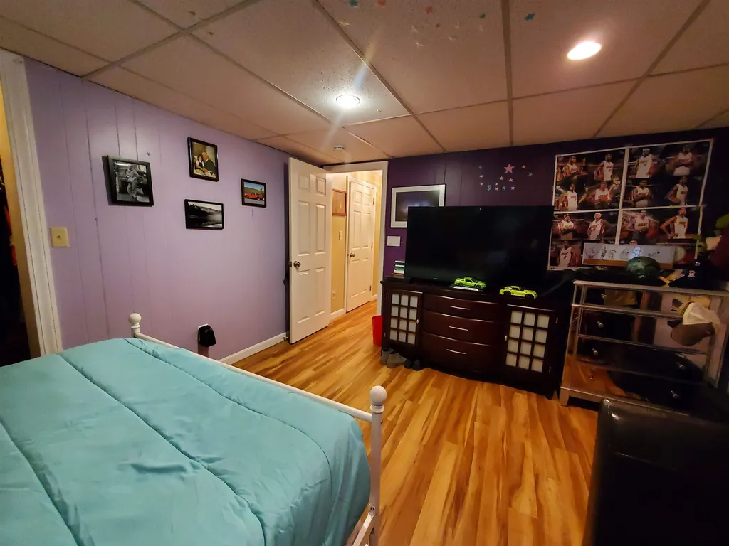 17 Mountain View Drive Enfield NH 03748