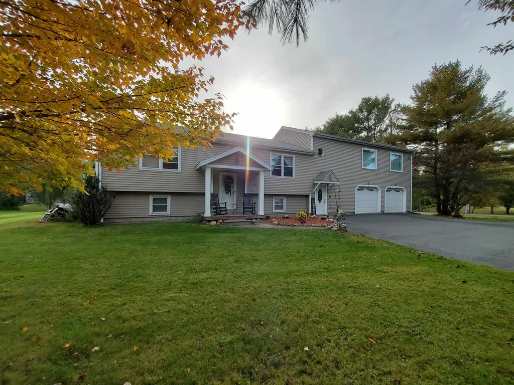 17 Mountain View Drive Enfield NH 03748