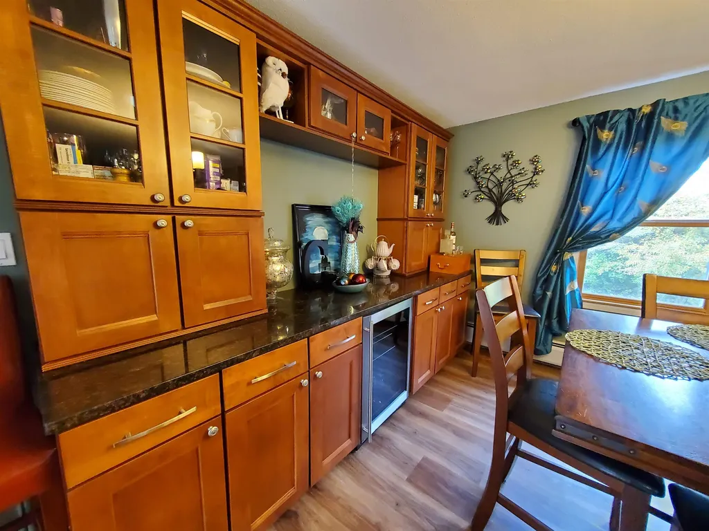 17 Mountain View Drive Enfield NH 03748