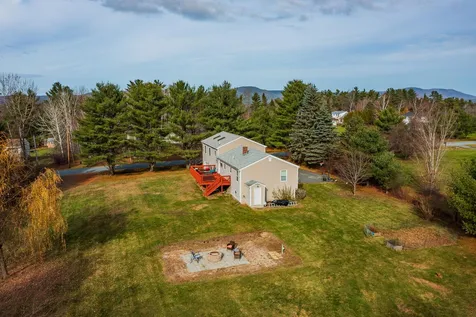 17 Mountain View Drive Enfield NH 03748