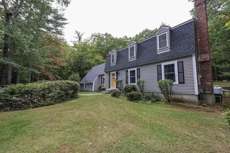 10 Greenbriar Lane Amherst NH 03031