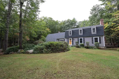 10 Greenbriar Lane Amherst NH 03031