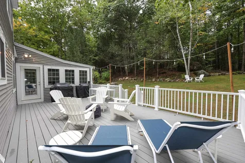 10 Greenbriar Lane Amherst NH 03031