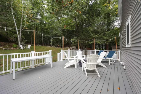 10 Greenbriar Lane Amherst NH 03031