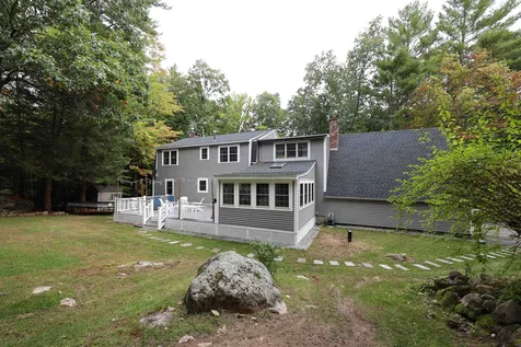10 Greenbriar Lane Amherst NH 03031