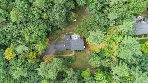 10 Greenbriar Lane Amherst NH 03031