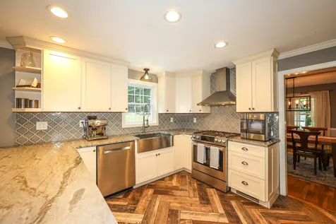 10 Greenbriar Lane Amherst NH 03031