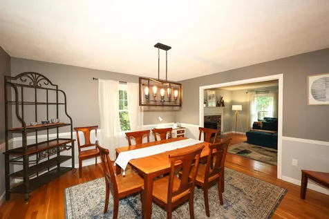 10 Greenbriar Lane Amherst NH 03031