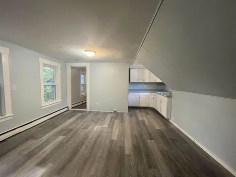 25 Pleasant Street Plymouth NH 03264