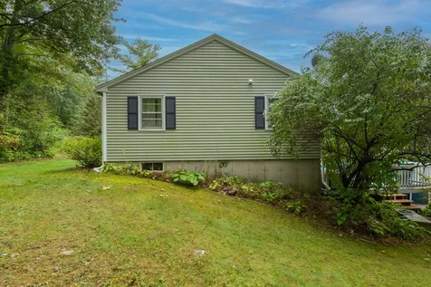 14 Dear Lane Milford NH 03055