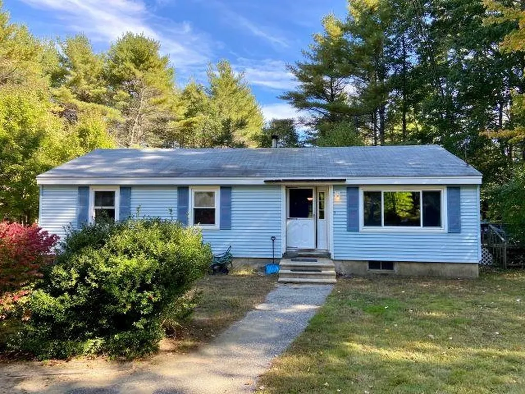 30 Kelsey Road Lee NH 03861