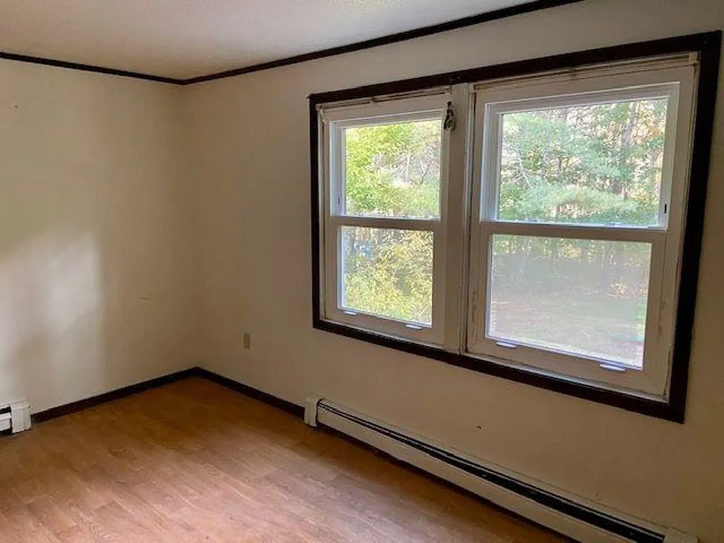 30 Kelsey Road Lee NH 03861