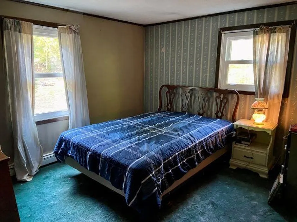 30 Kelsey Road Lee NH 03861