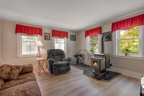 947 Old Bristol Road New Hampton NH 03256
