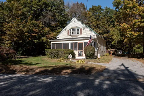 947 Old Bristol Road New Hampton NH 03256