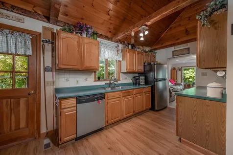 947 Old Bristol Road New Hampton NH 03256