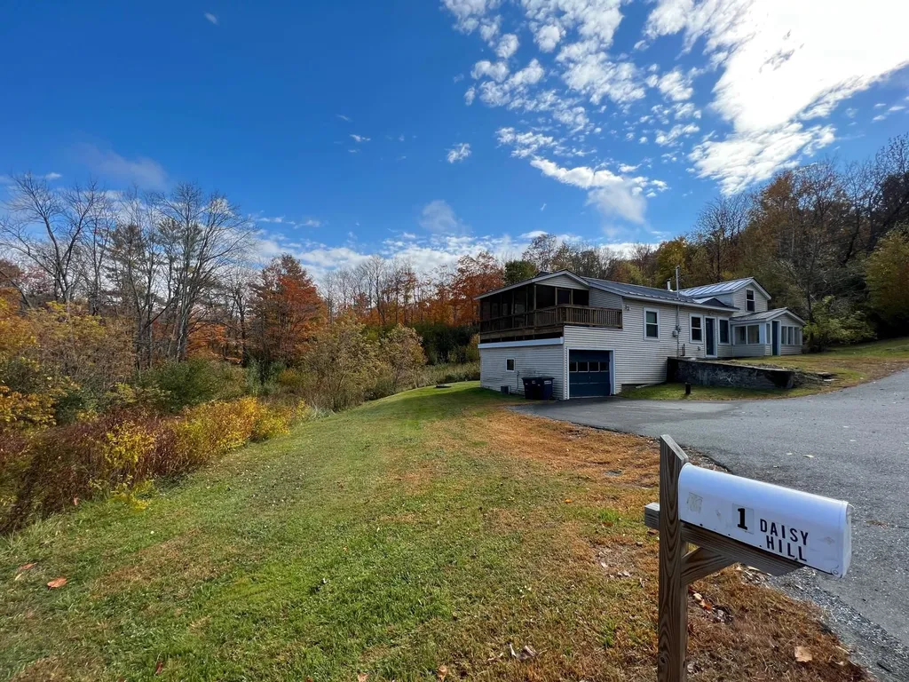 1 Daisy Hill Road Lebanon NH 03766