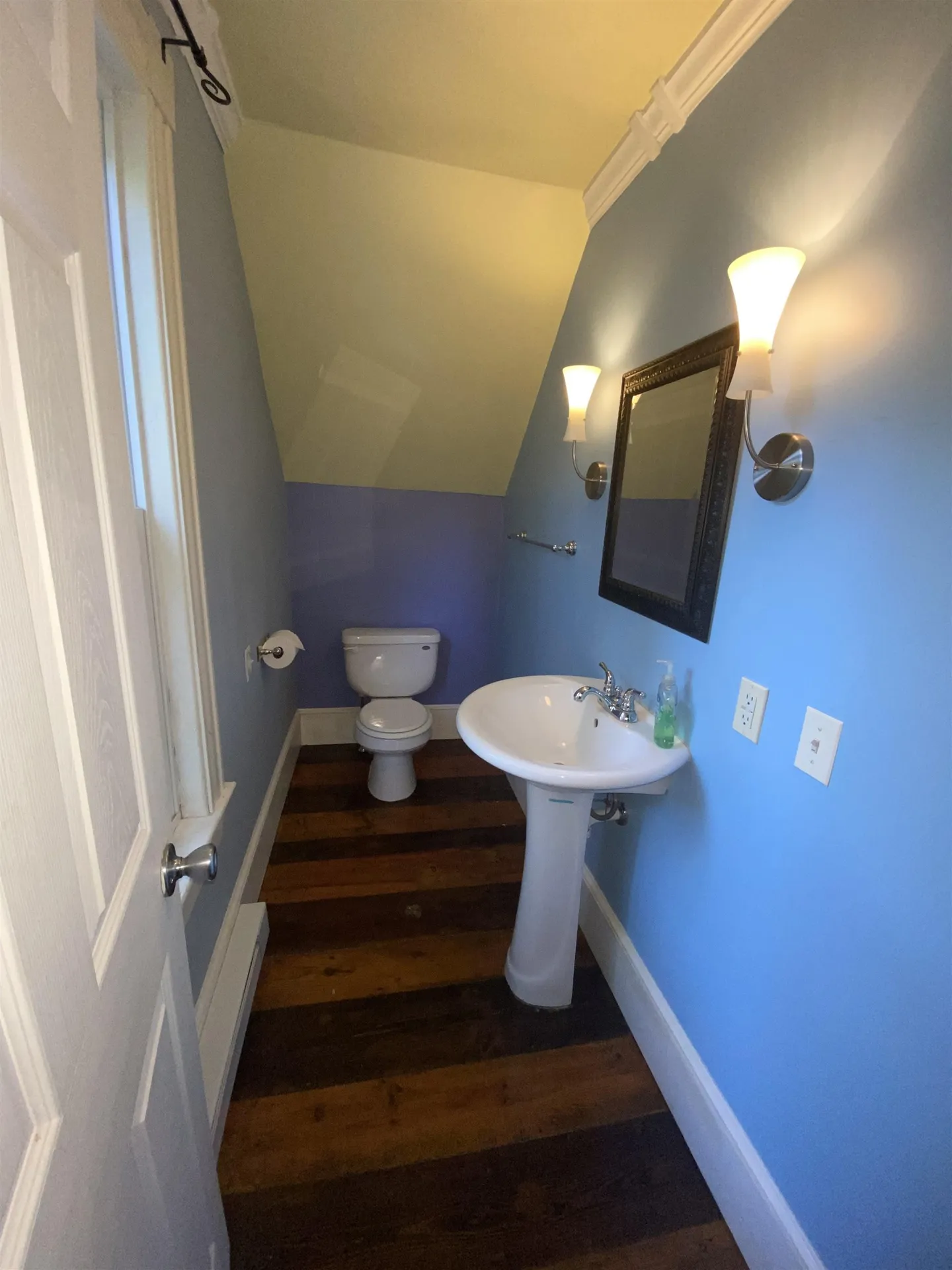 278 West Main Street Conway NH 03818
