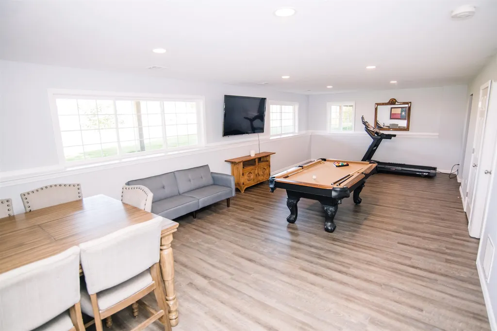 178 Sommerfield Avenue South Burlington VT 05403