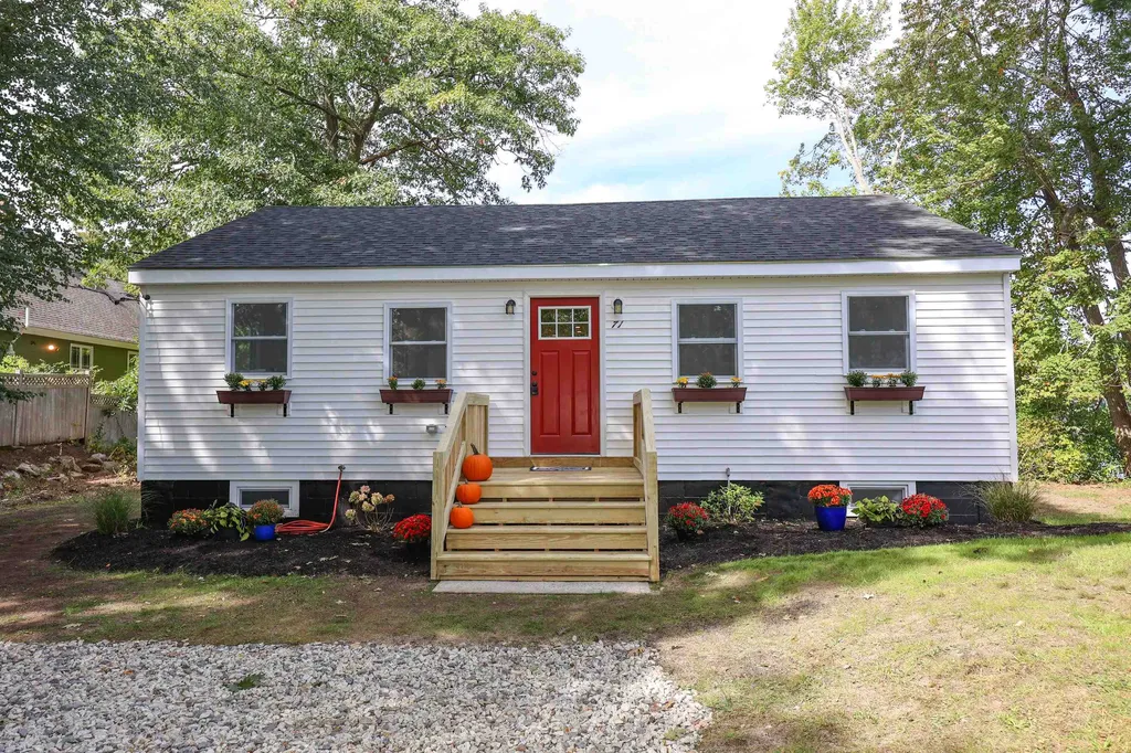 71 Shadow Lake Road Salem NH 03079