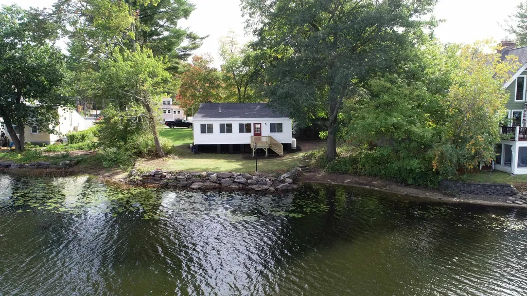 71 Shadow Lake Road Salem NH 03079