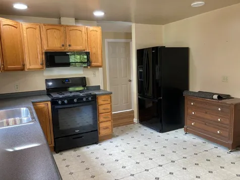377 Kinsman Road Grafton NH 03240