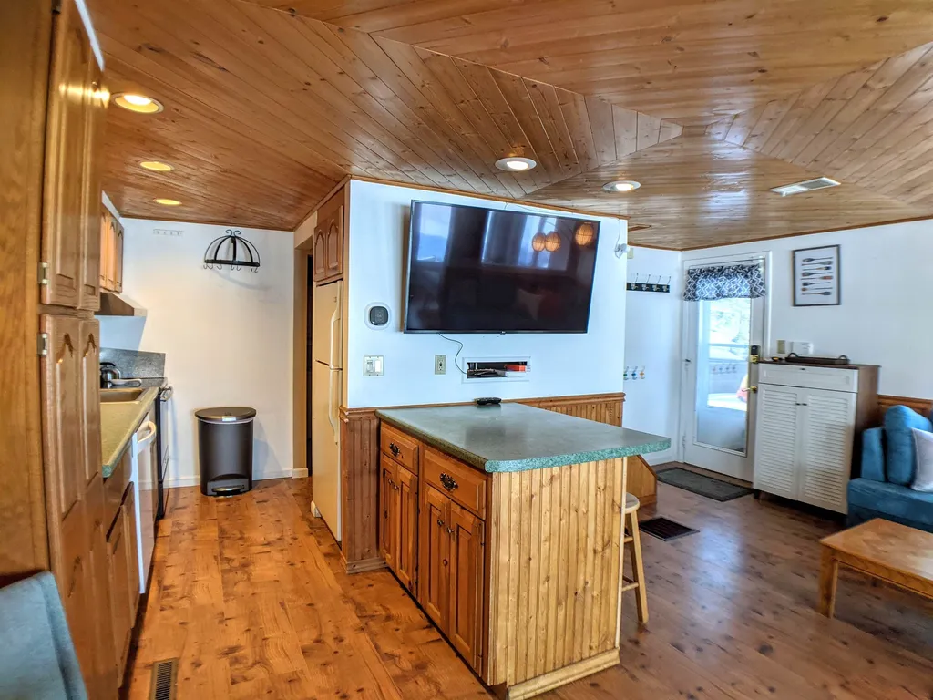 749 Laconia Road Tilton NH 03276