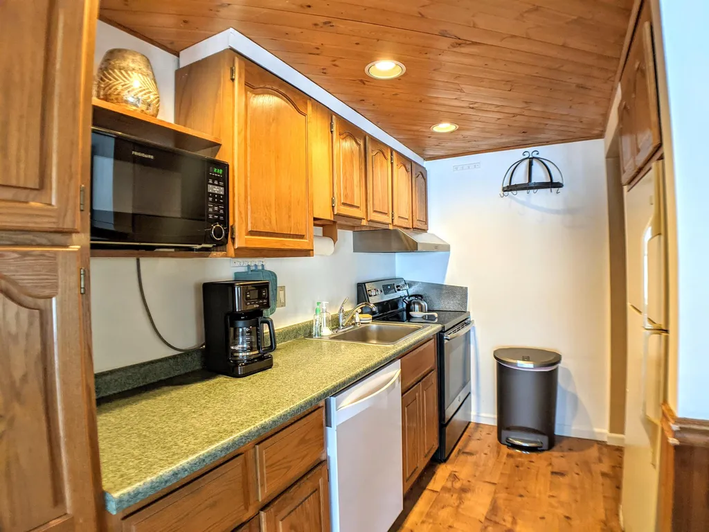 749 Laconia Road Tilton NH 03276