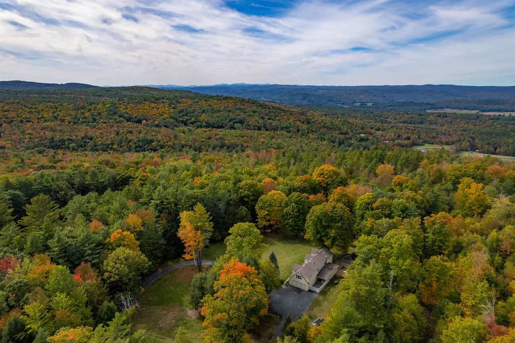 9 Dairy Lane Hanover NH 03755