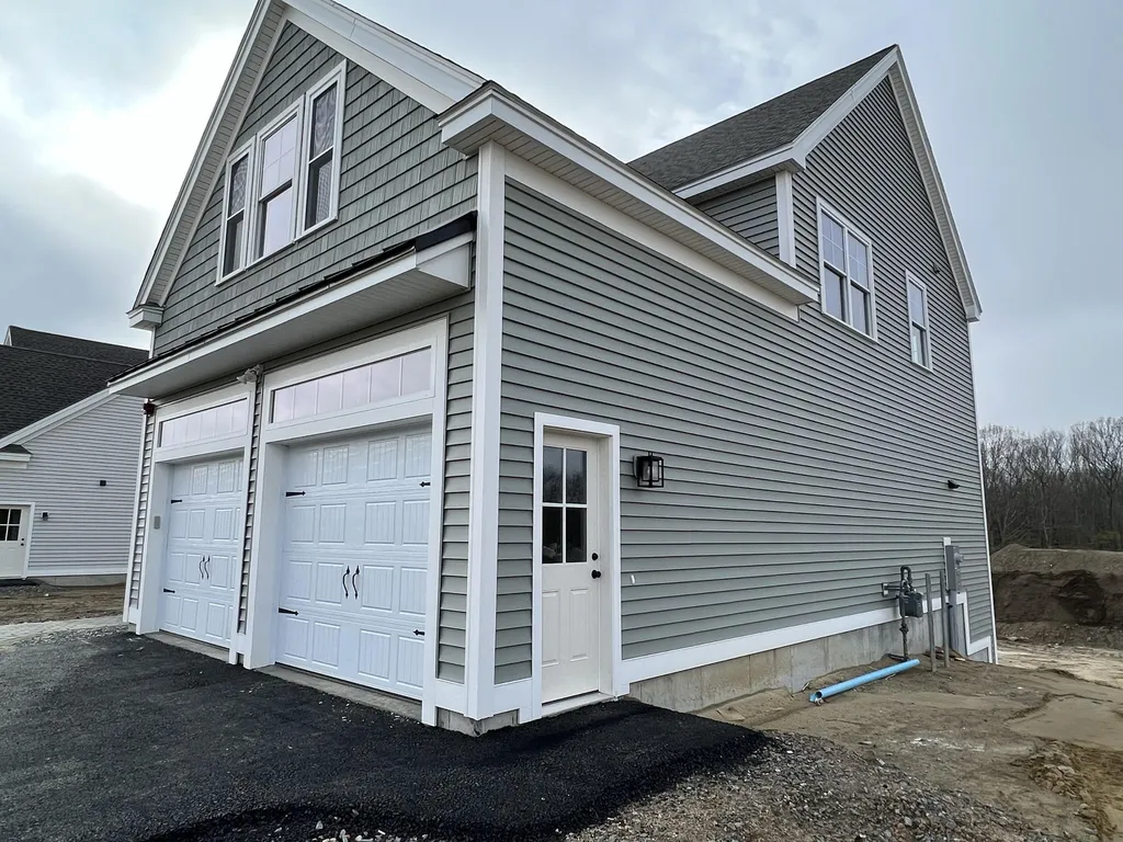113 Sage Lane Portsmouth NH 03801