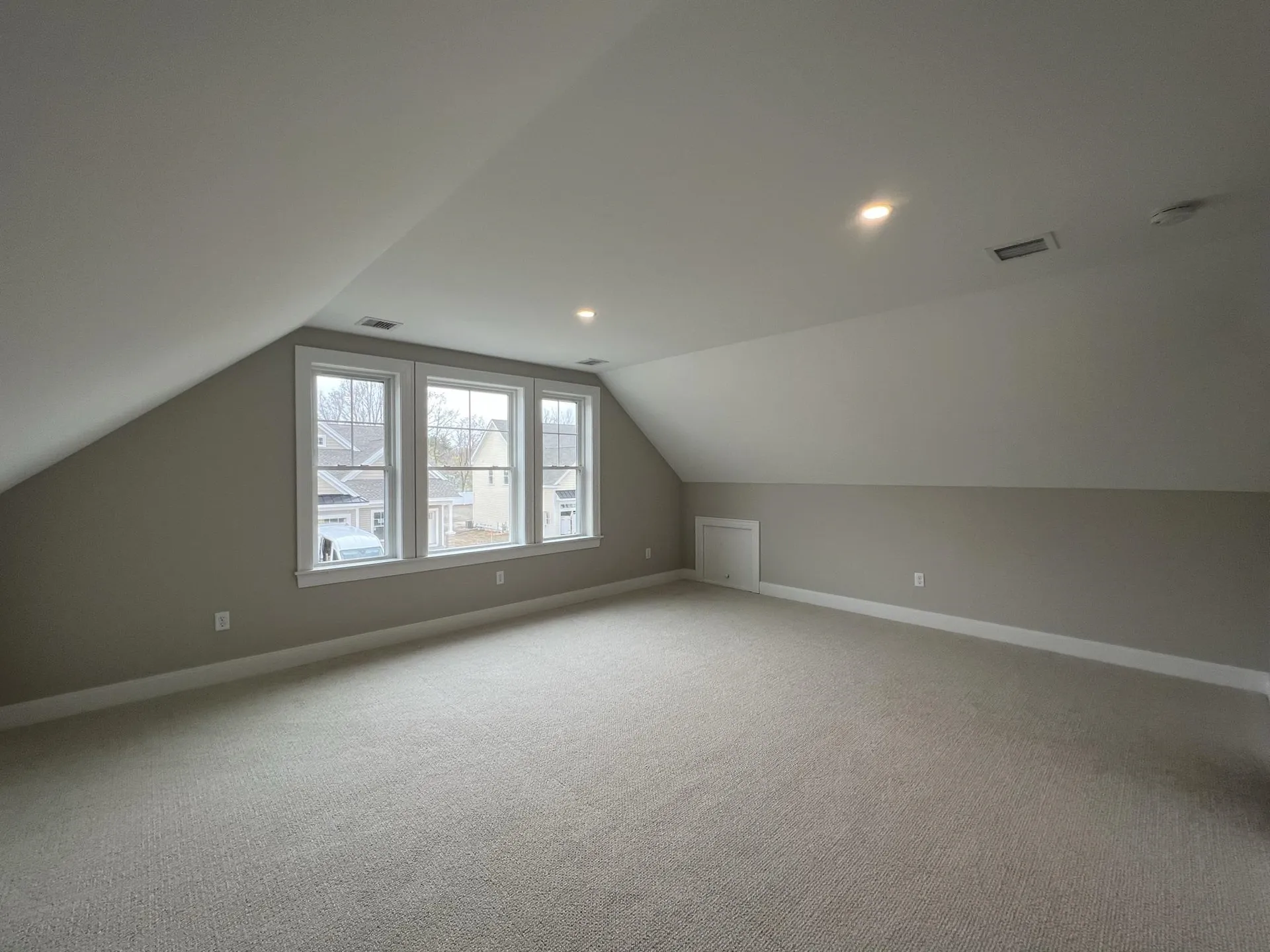 113 Sage Lane Portsmouth NH 03801