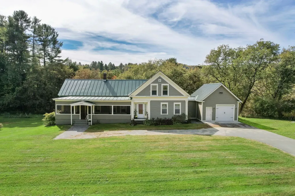 3463 Scott Highway Ryegate VT 05069