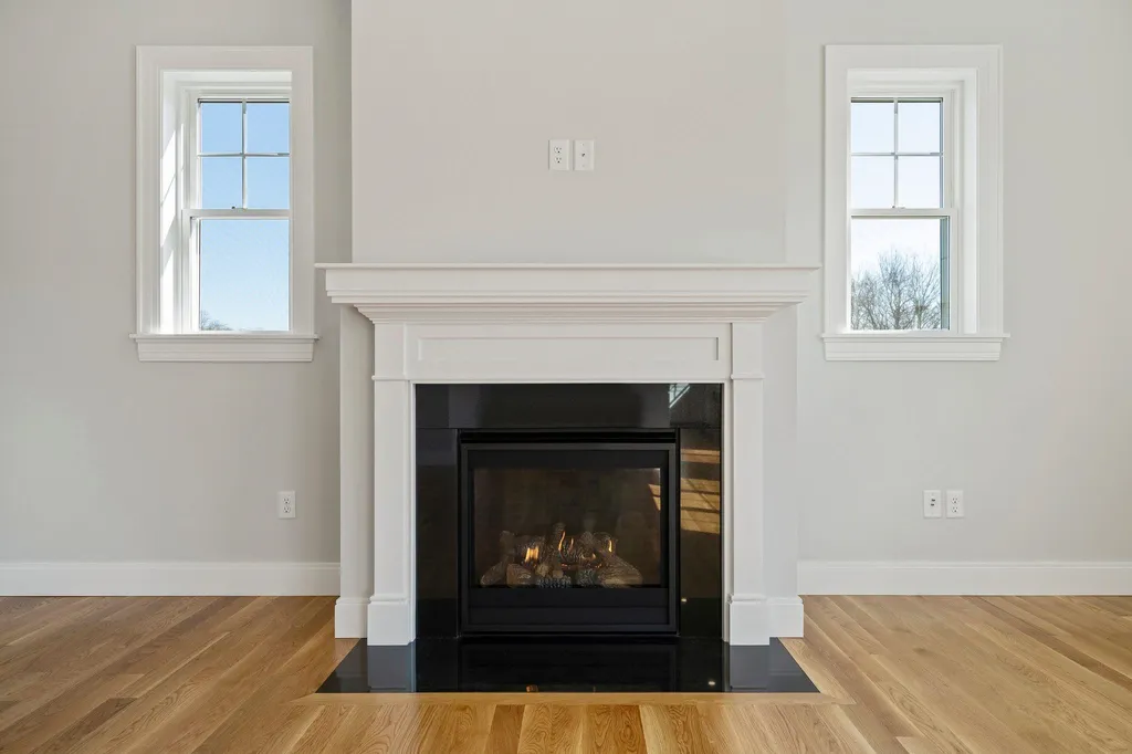 81 Sage Lane Portsmouth NH 03801