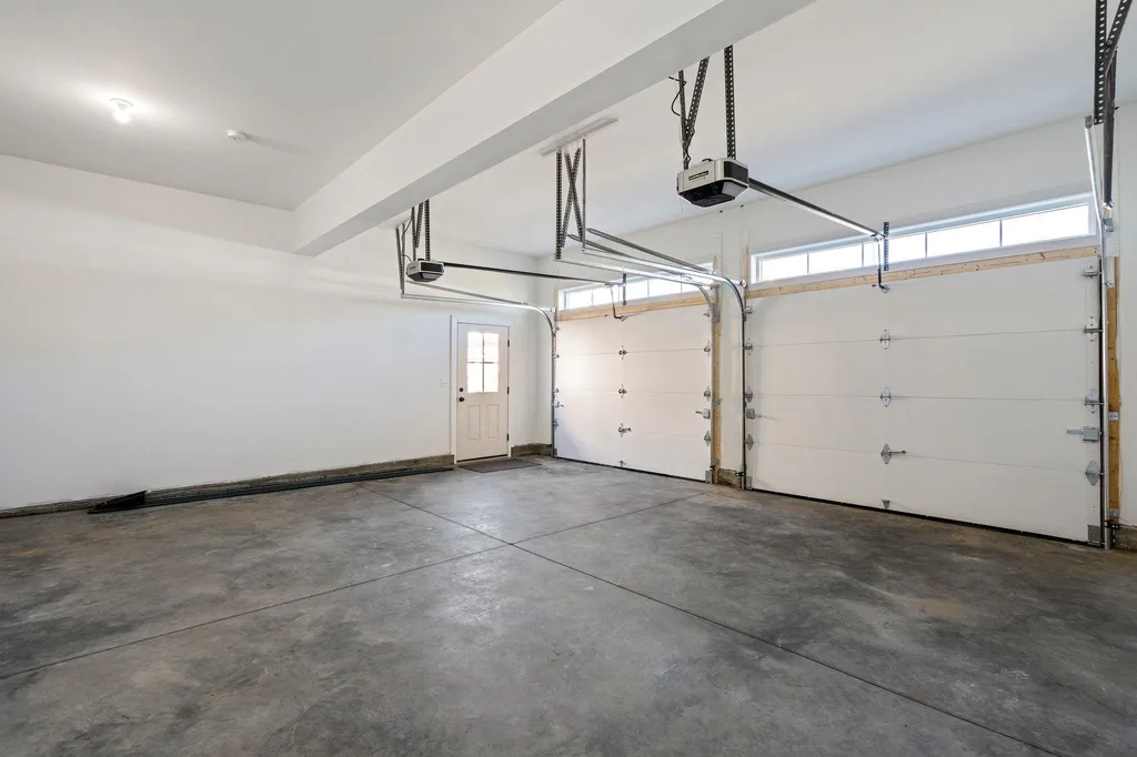 81 Sage Lane Portsmouth NH 03801