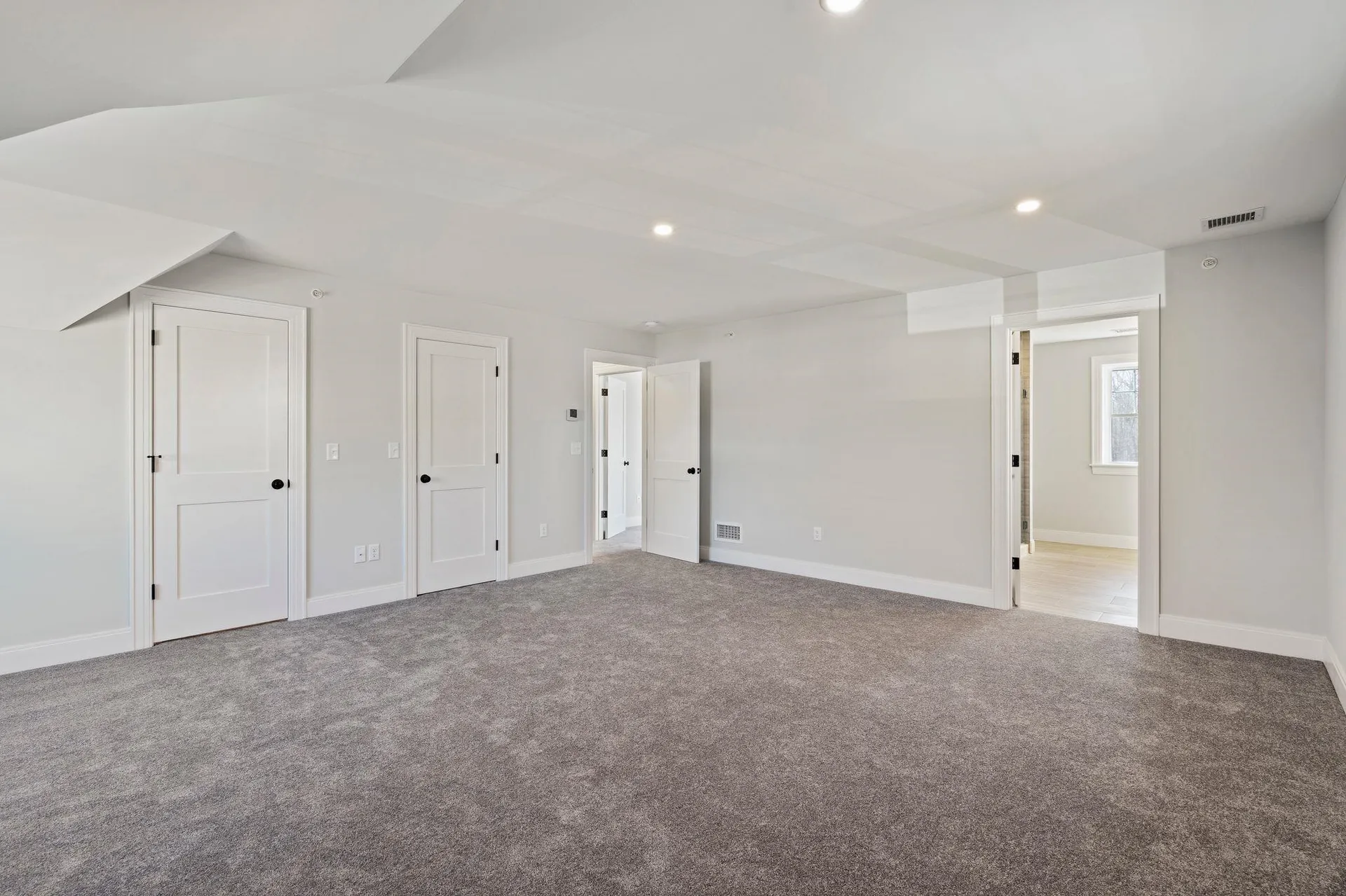 81 Sage Lane Portsmouth NH 03801
