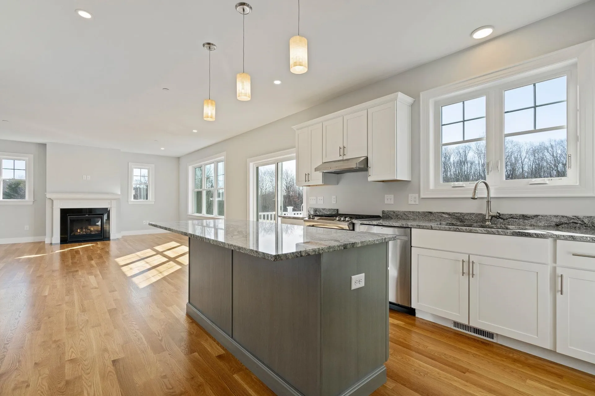 81 Sage Lane Portsmouth NH 03801