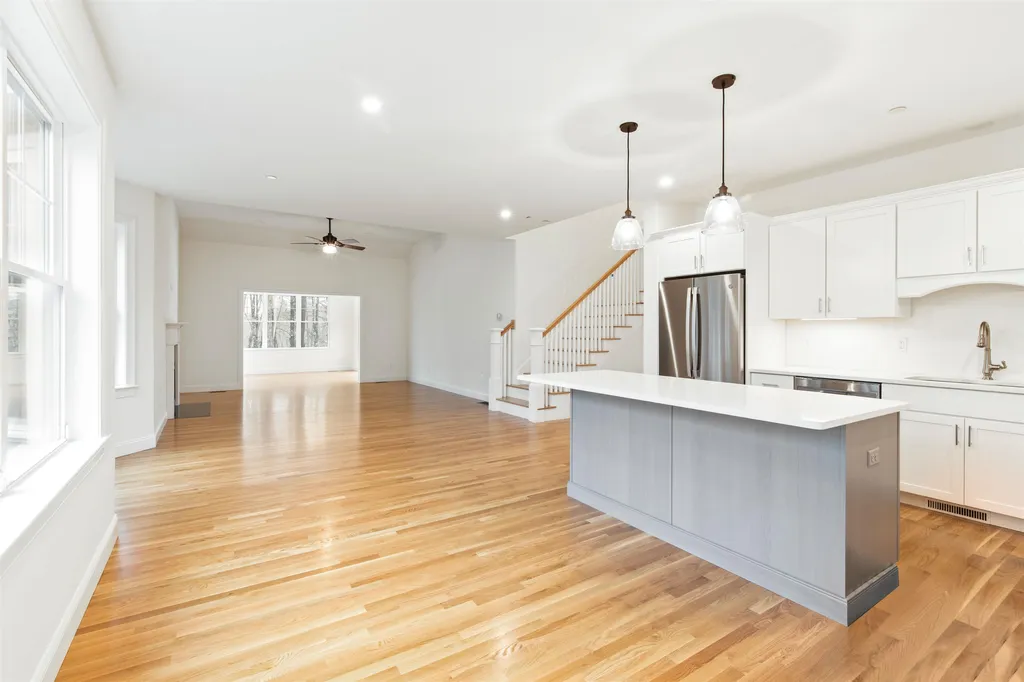 112 Sage Lane Portsmouth NH 03801
