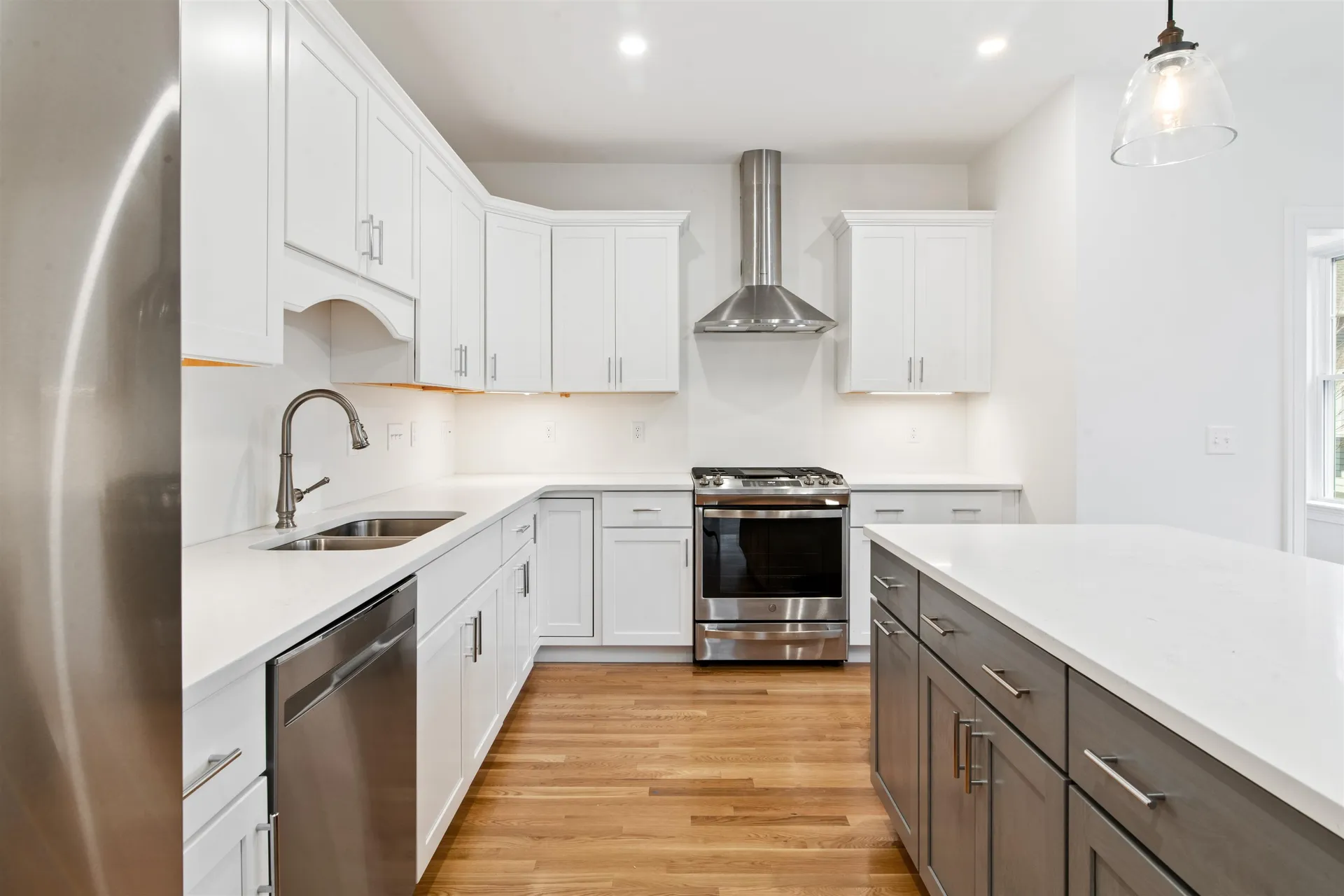 112 Sage Lane Portsmouth NH 03801