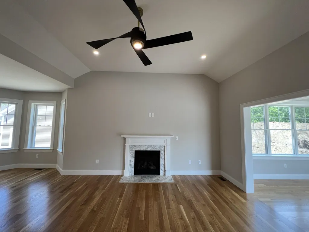 102 Sage Lane Portsmouth NH 03801