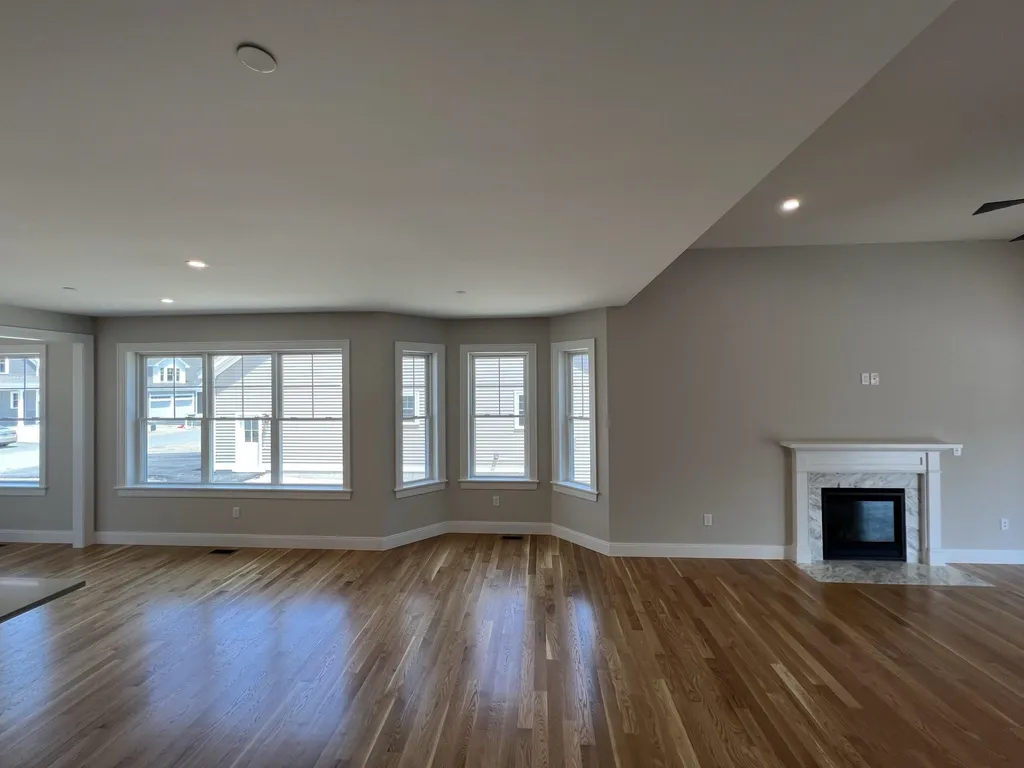 102 Sage Lane Portsmouth NH 03801