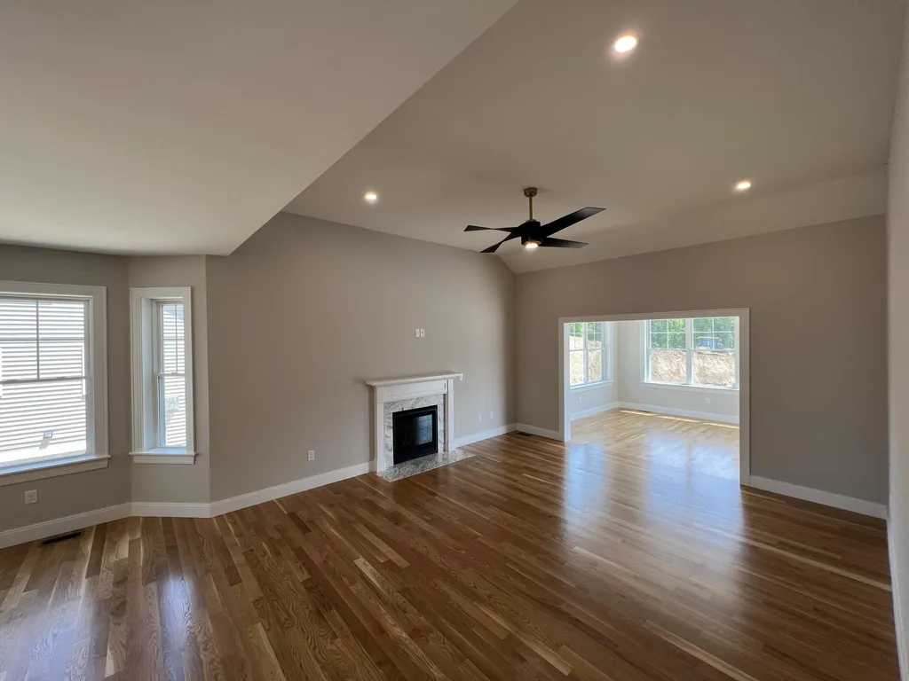 102 Sage Lane Portsmouth NH 03801