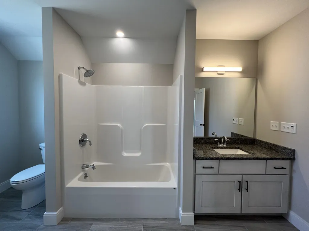 102 Sage Lane Portsmouth NH 03801