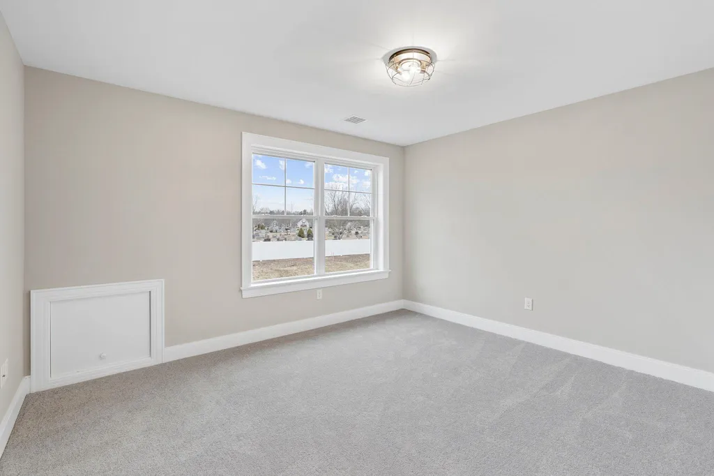 88 Sage Lane Portsmouth NH 03801