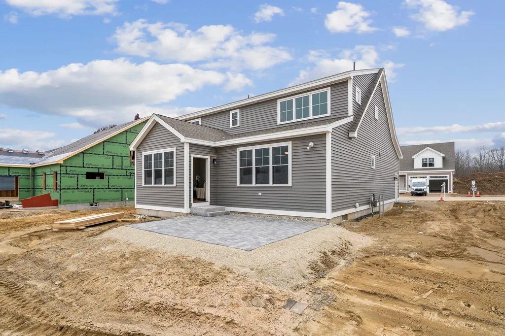88 Sage Lane Portsmouth NH 03801