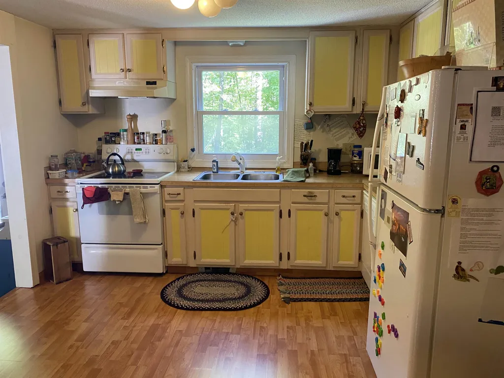 50 Hunter Lane Barrington NH 03825