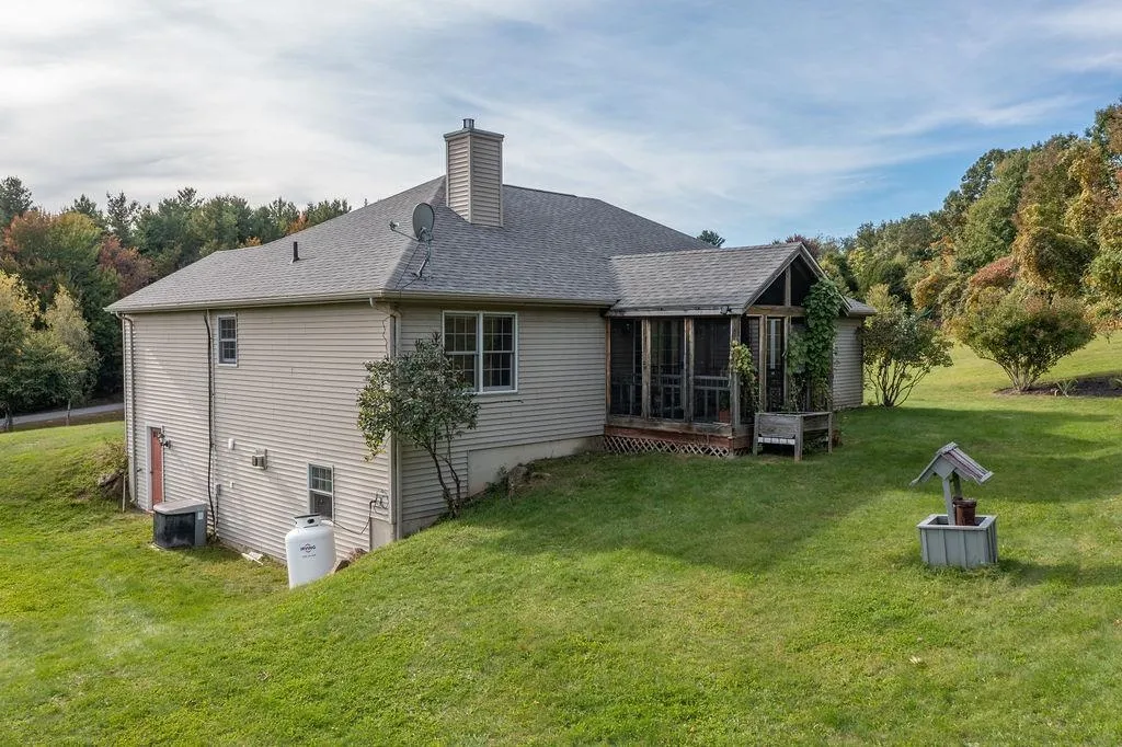 53 Spruce Pond Road Strafford NH 03884