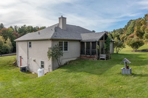 53 Spruce Pond Road Strafford NH 03884