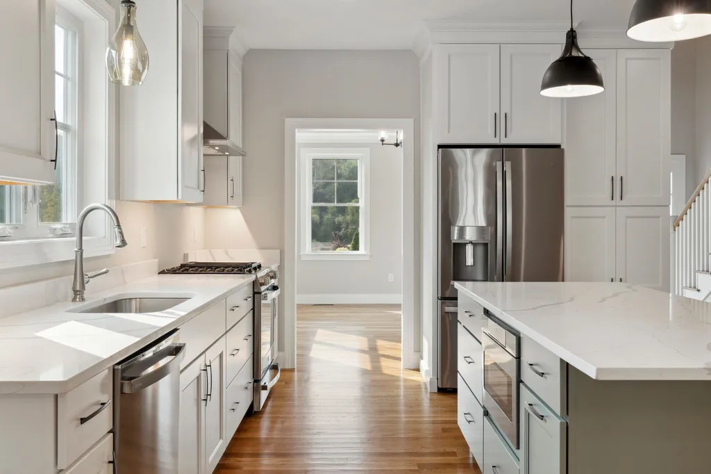 84 Sage Lane Portsmouth NH 03801