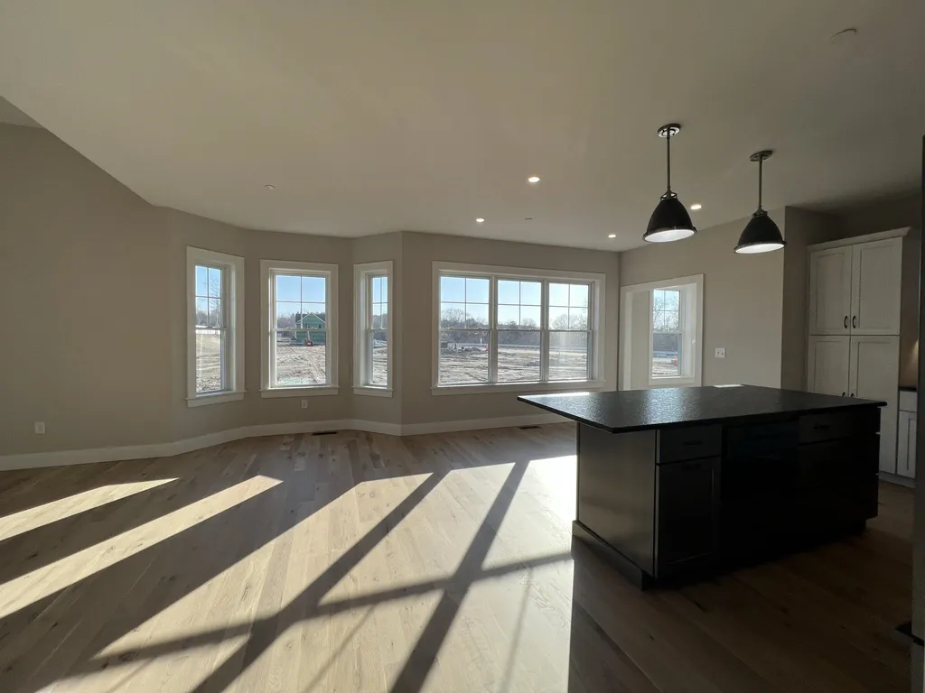 74 Sage Lane Portsmouth NH 03801