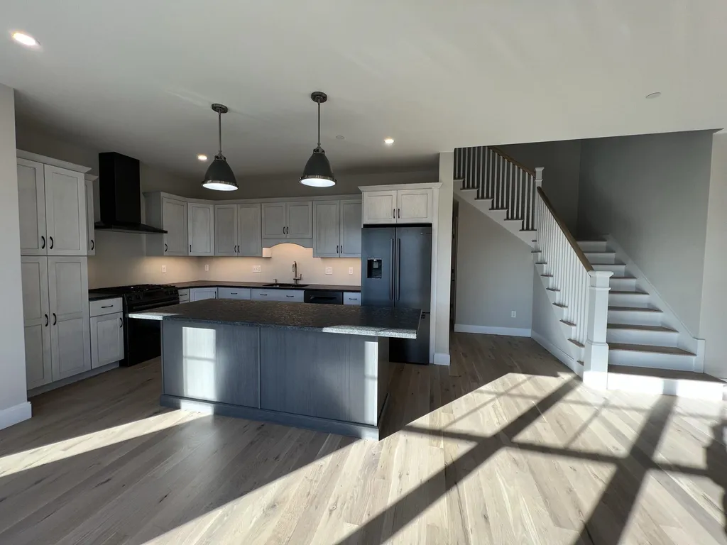 74 Sage Lane Portsmouth NH 03801